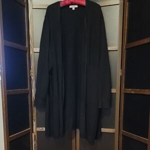 Avenue Black Open Front Cardigan